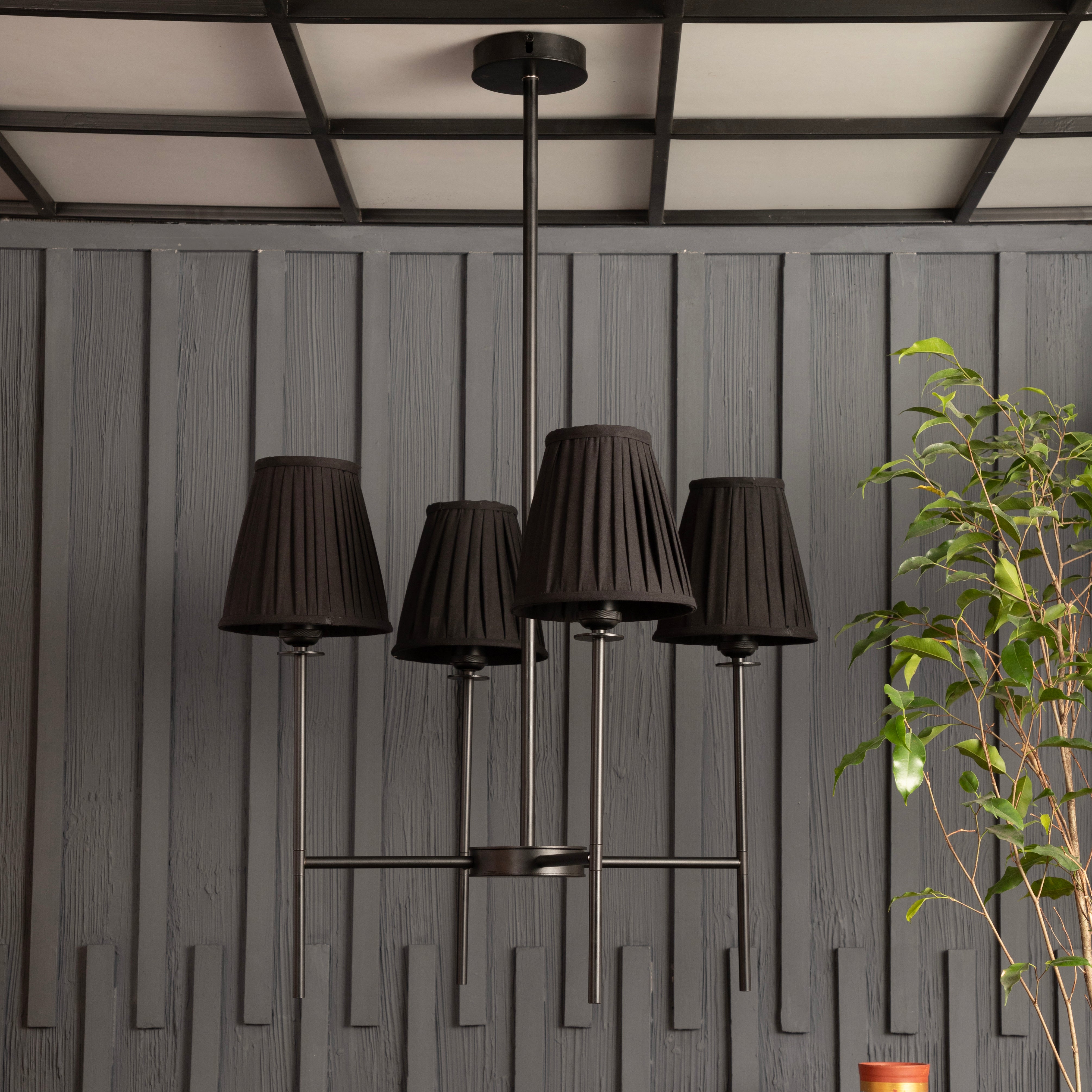 Dodie 4 Lt Chandelier By Shoppeefry