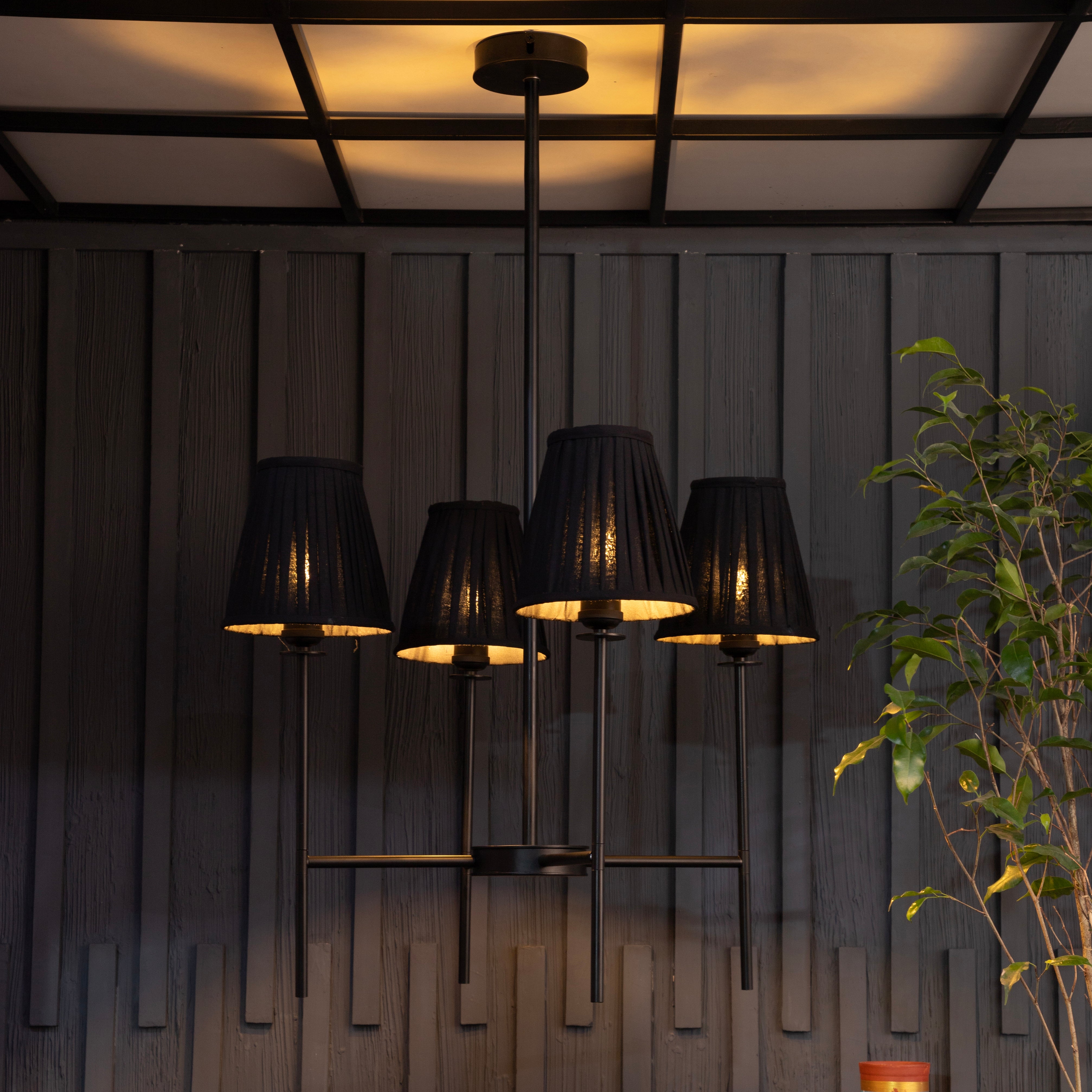 Dodie 4 Lt Chandelier By Shoppeefry