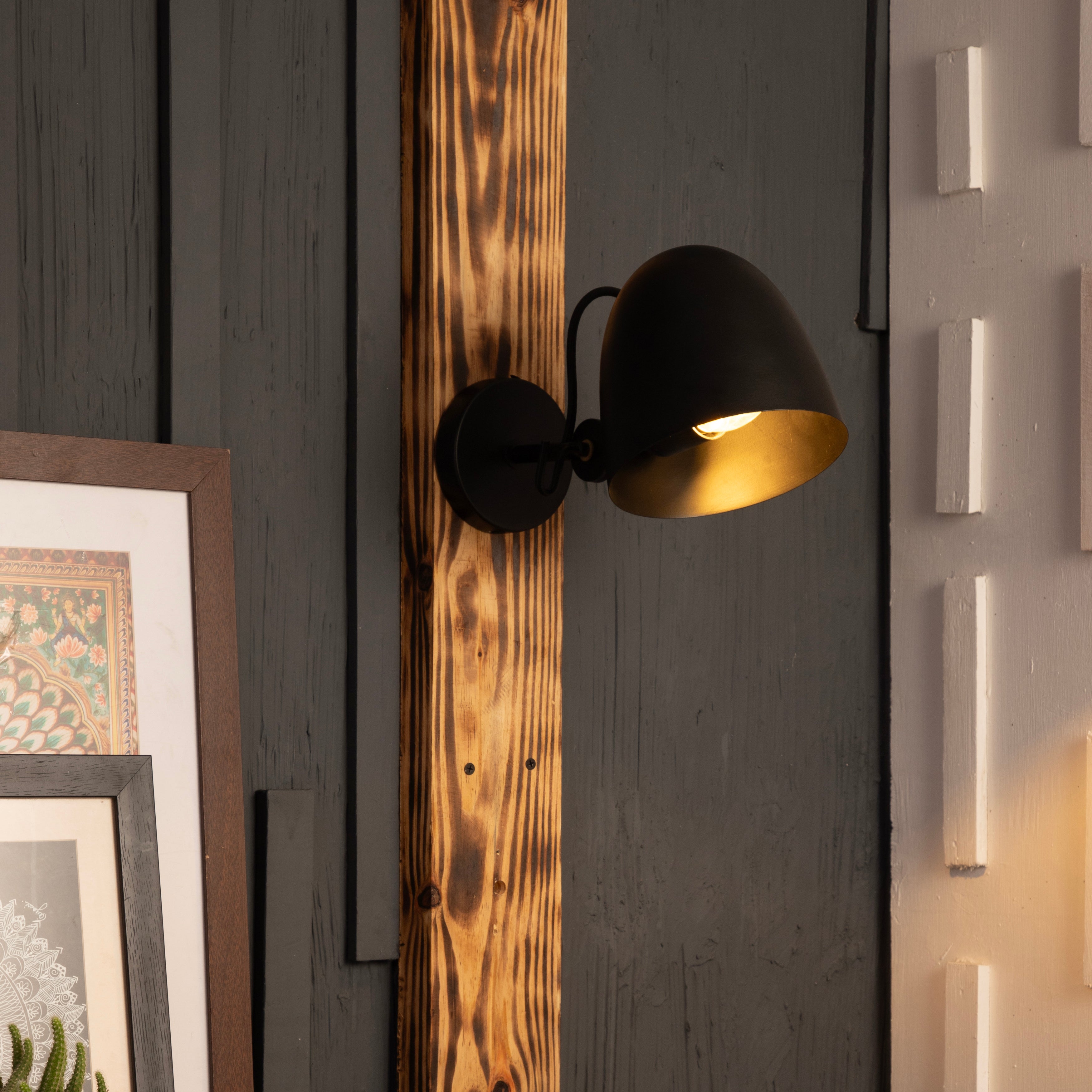 Sindig swivel wall sconce in matt black by Shoppeefry