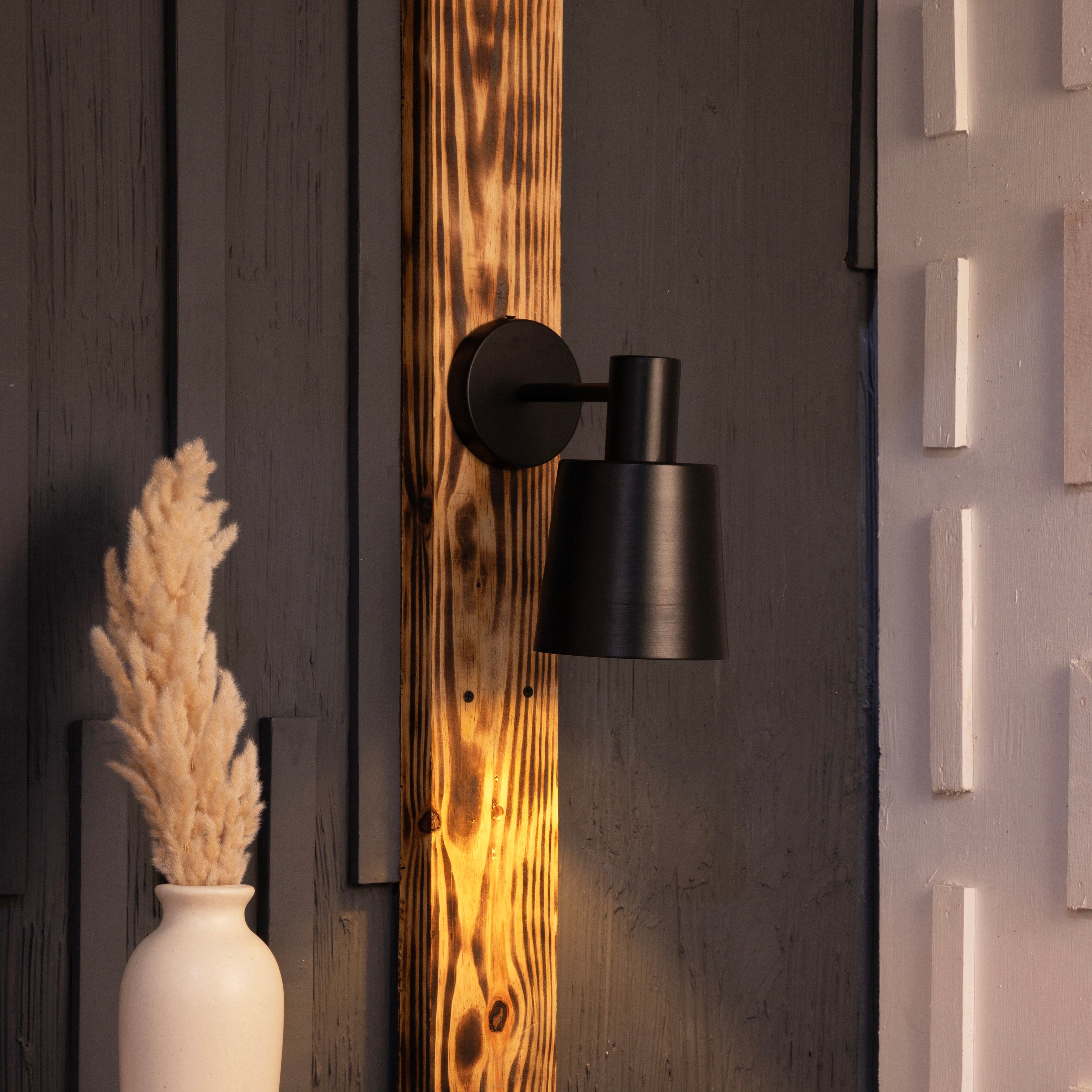 Silo metal wall sconce in matt black by Shoppeefry