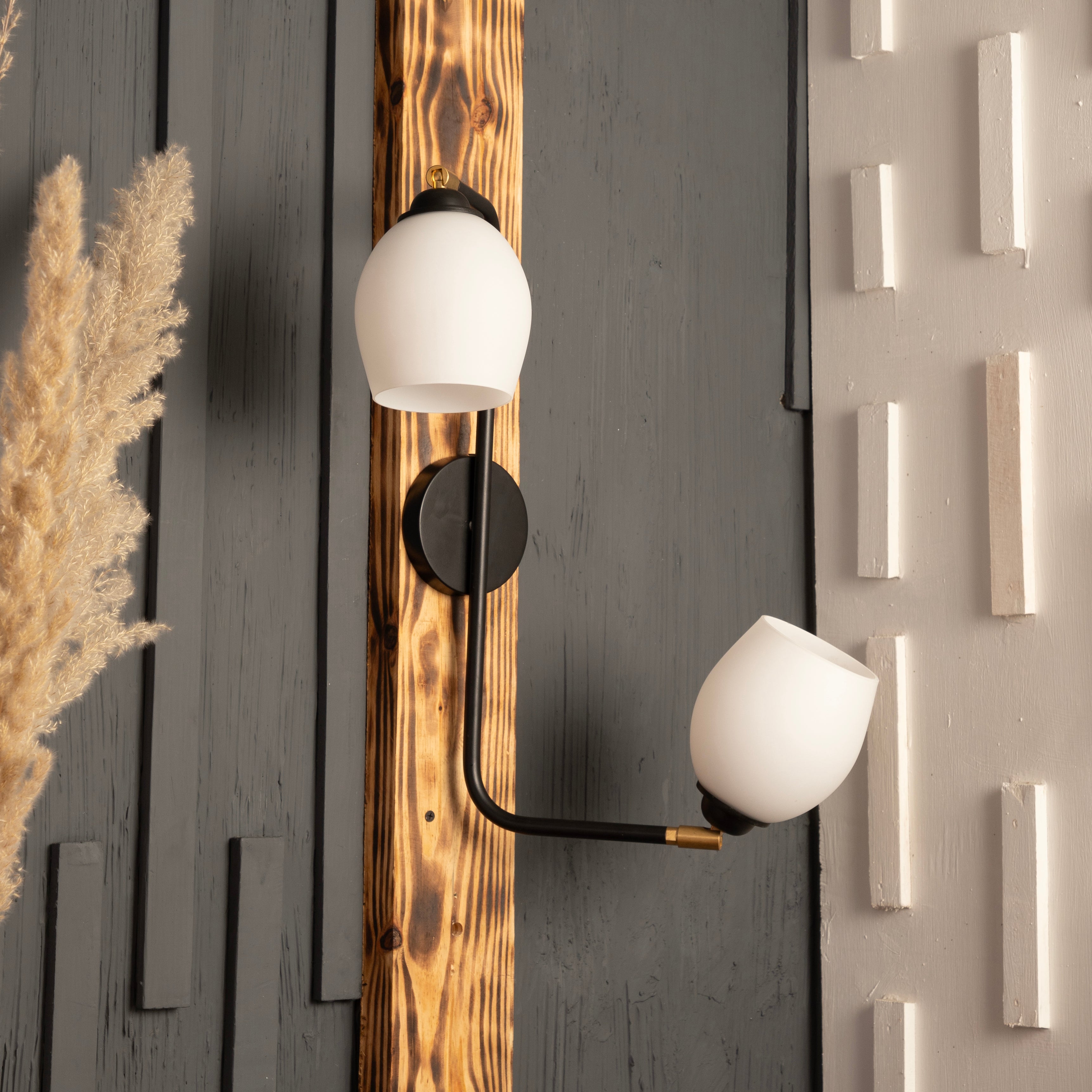 Chic Milky White 2 Glass By Shoppeefry