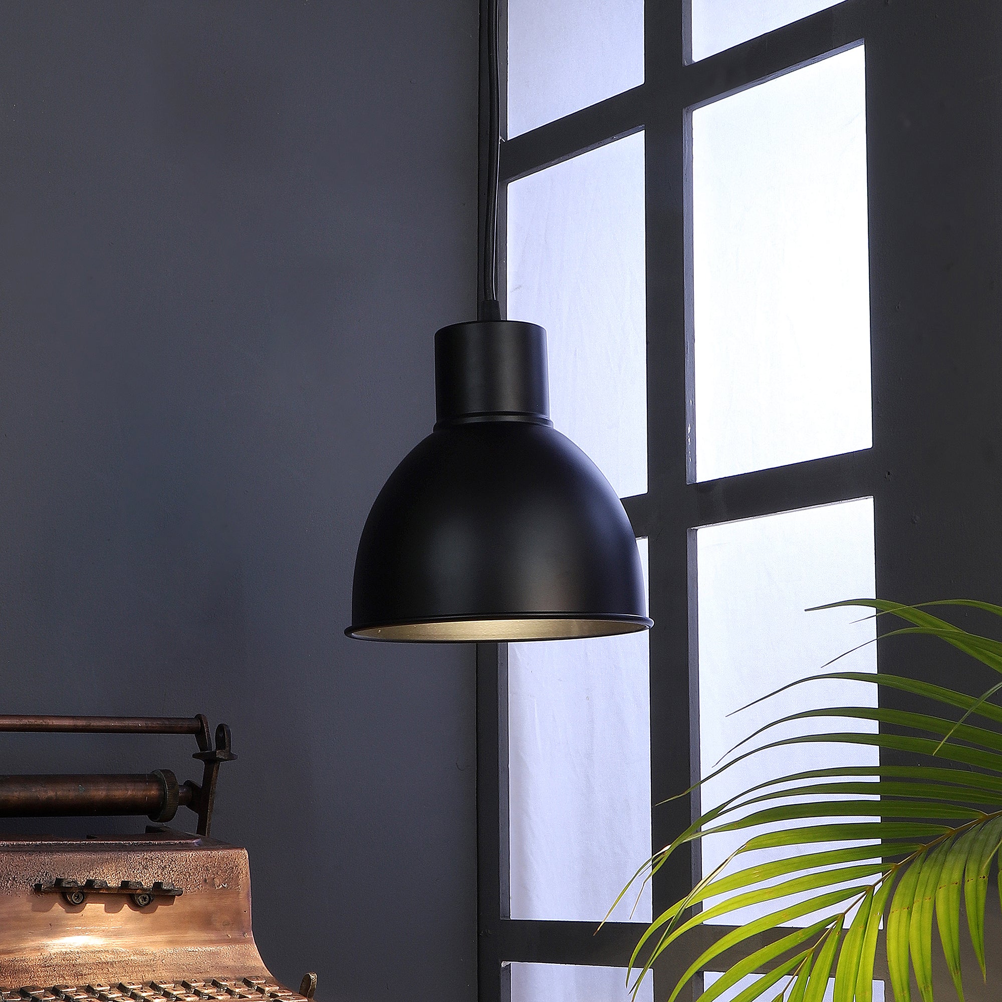 Opi Minimal Pastel Black Metal Single Hanging Light