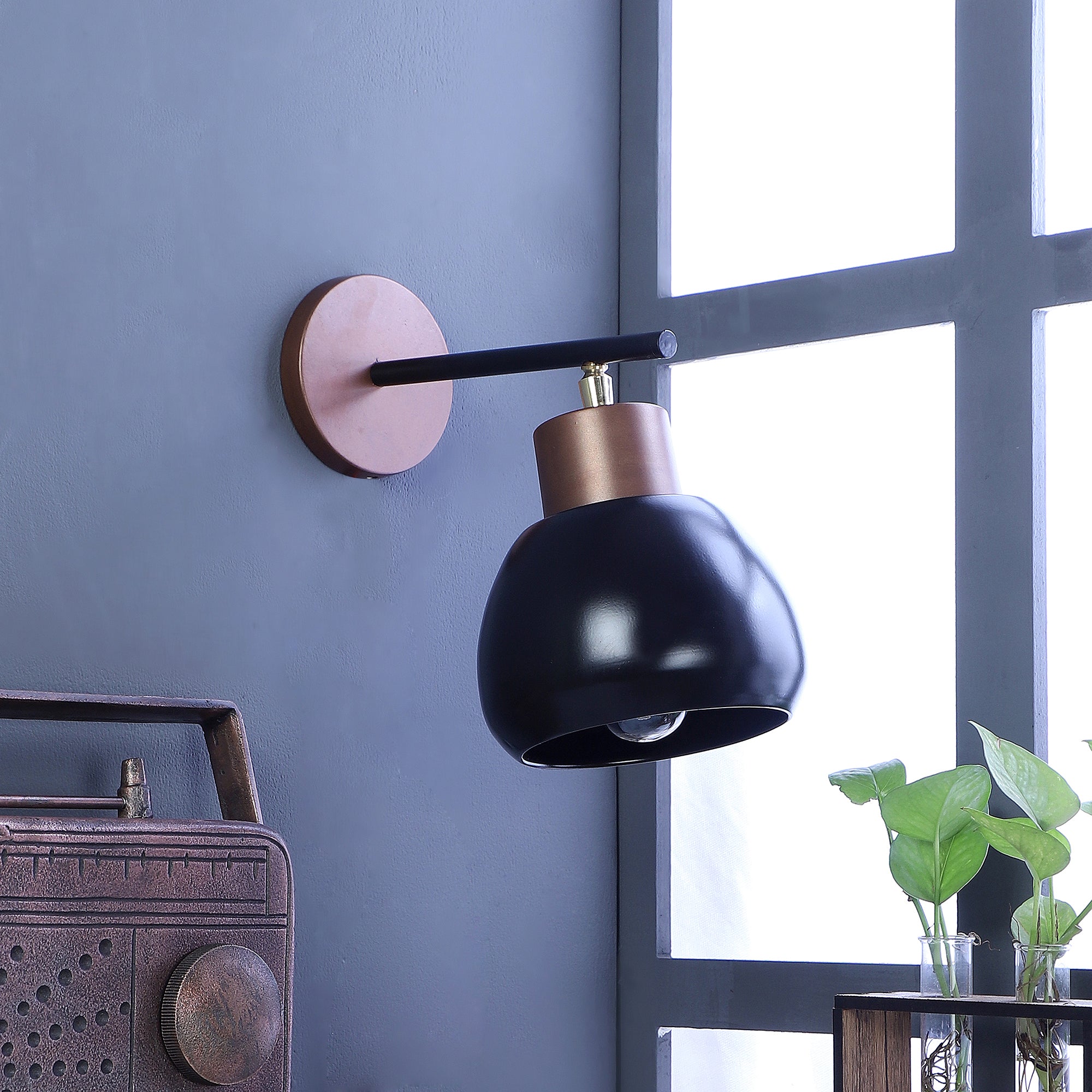 Bon-Bon Black Metal Wall Light