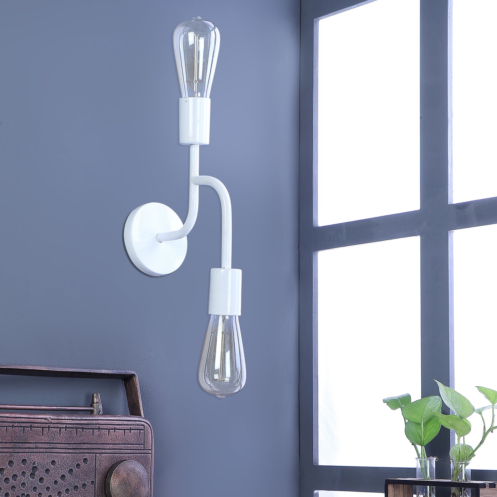 Flute White Metal Wall Light