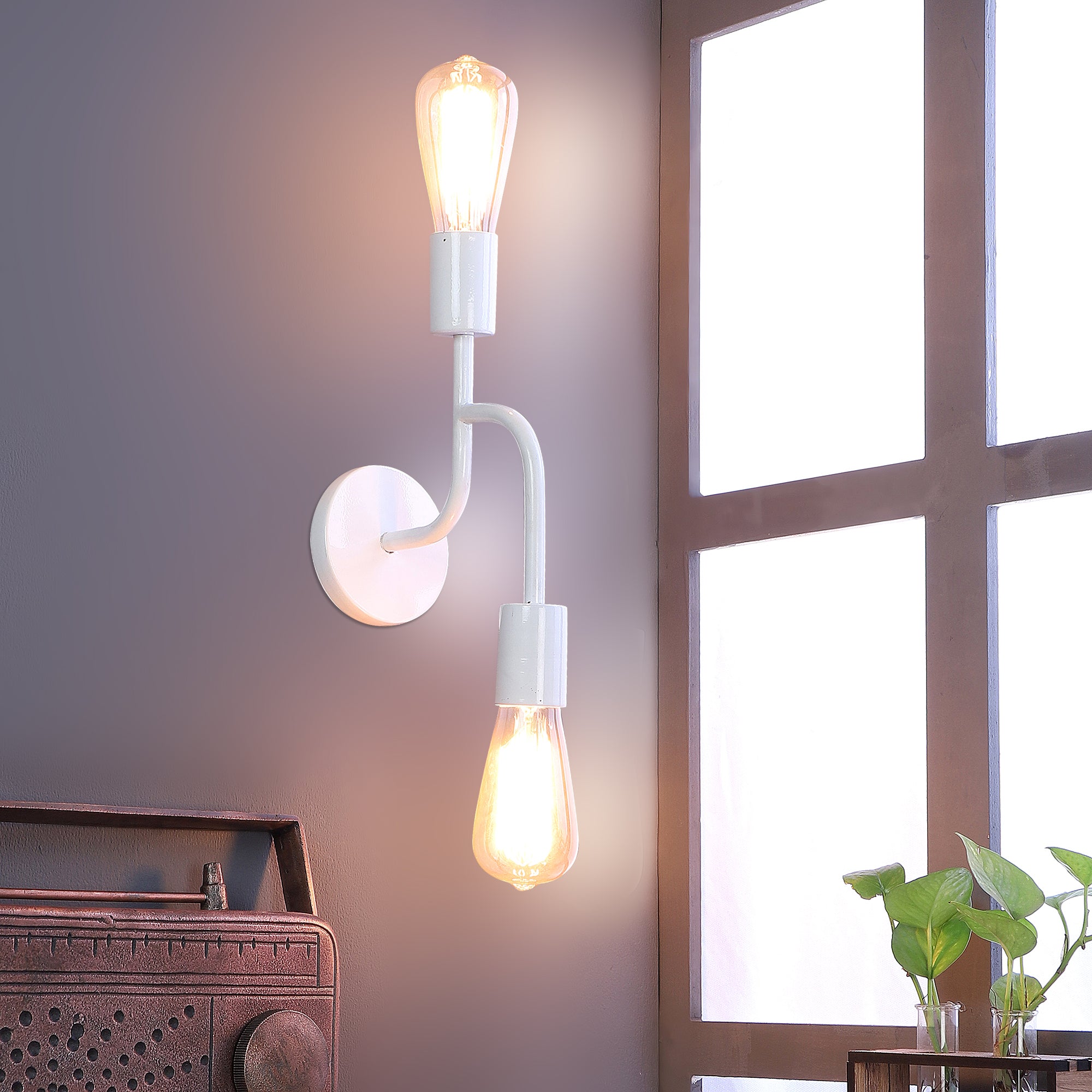 Flute White Metal Wall Light