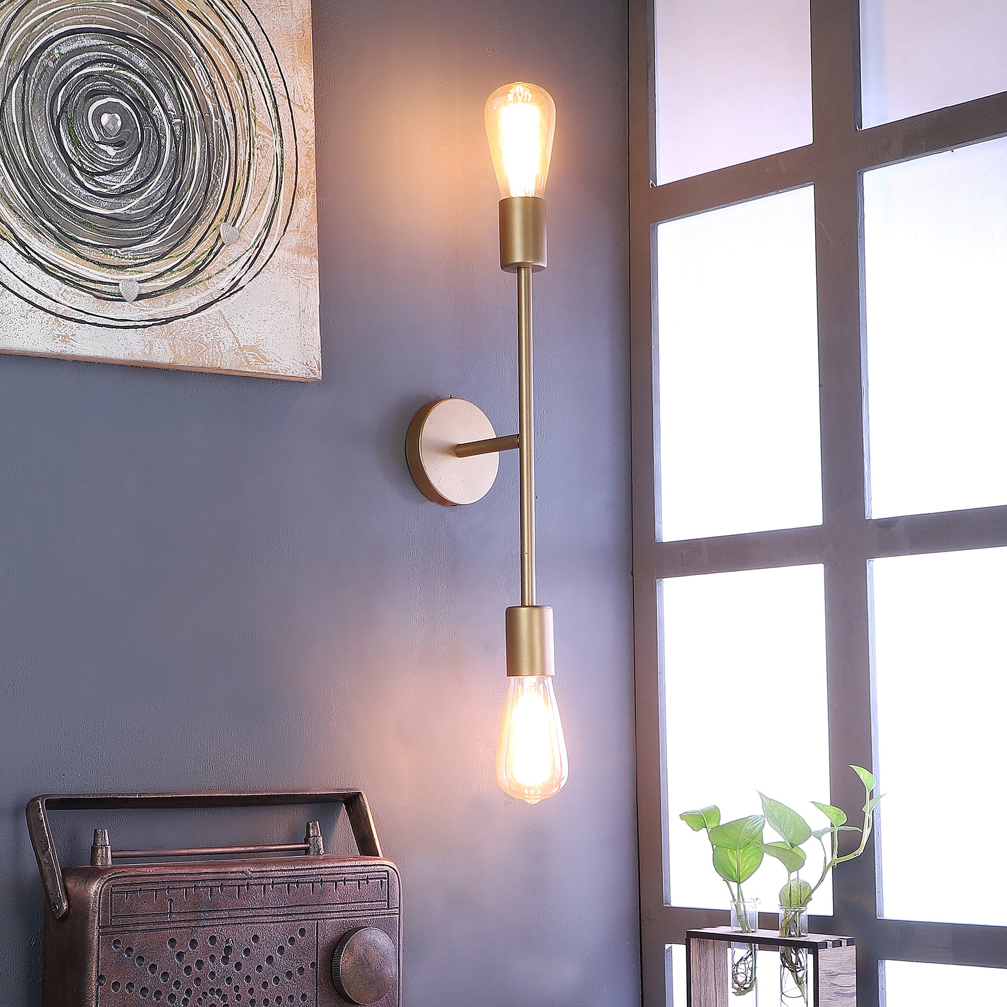 Filo Gold Metal Wall Light