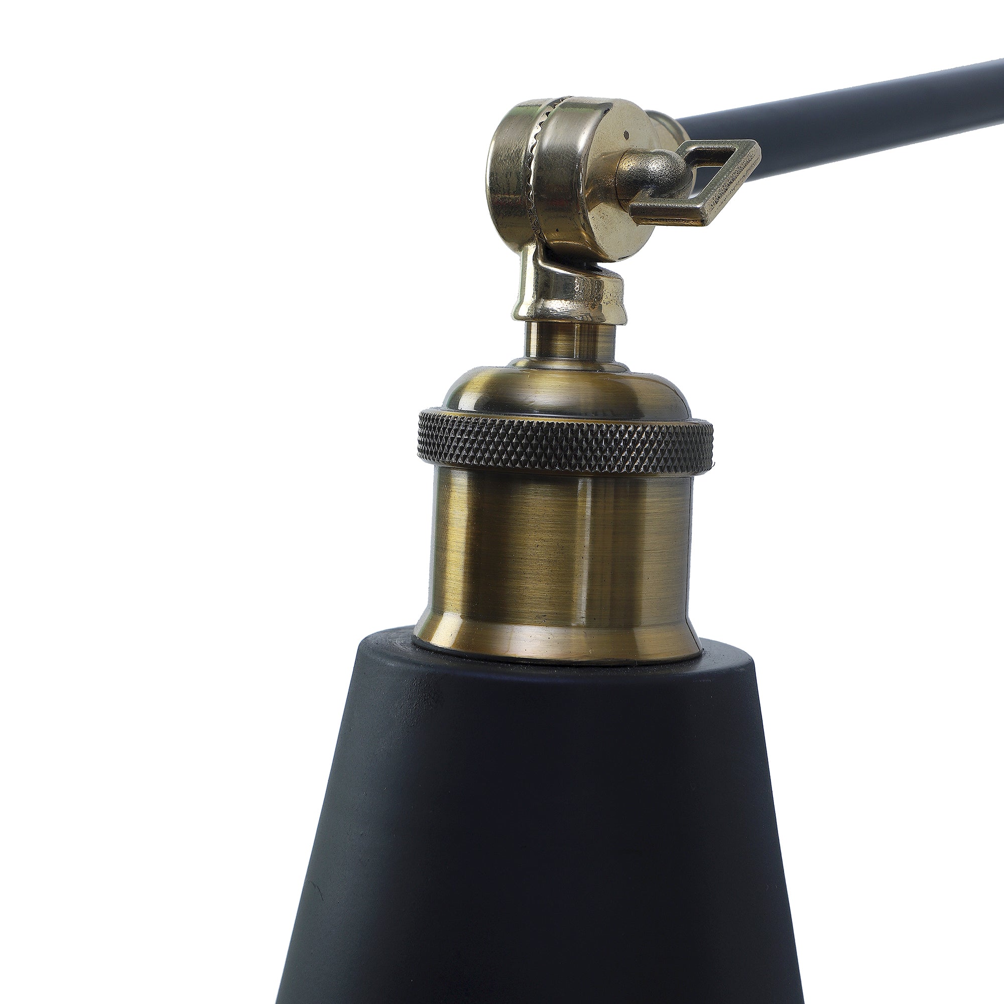 Morden Black Metal Wall Light