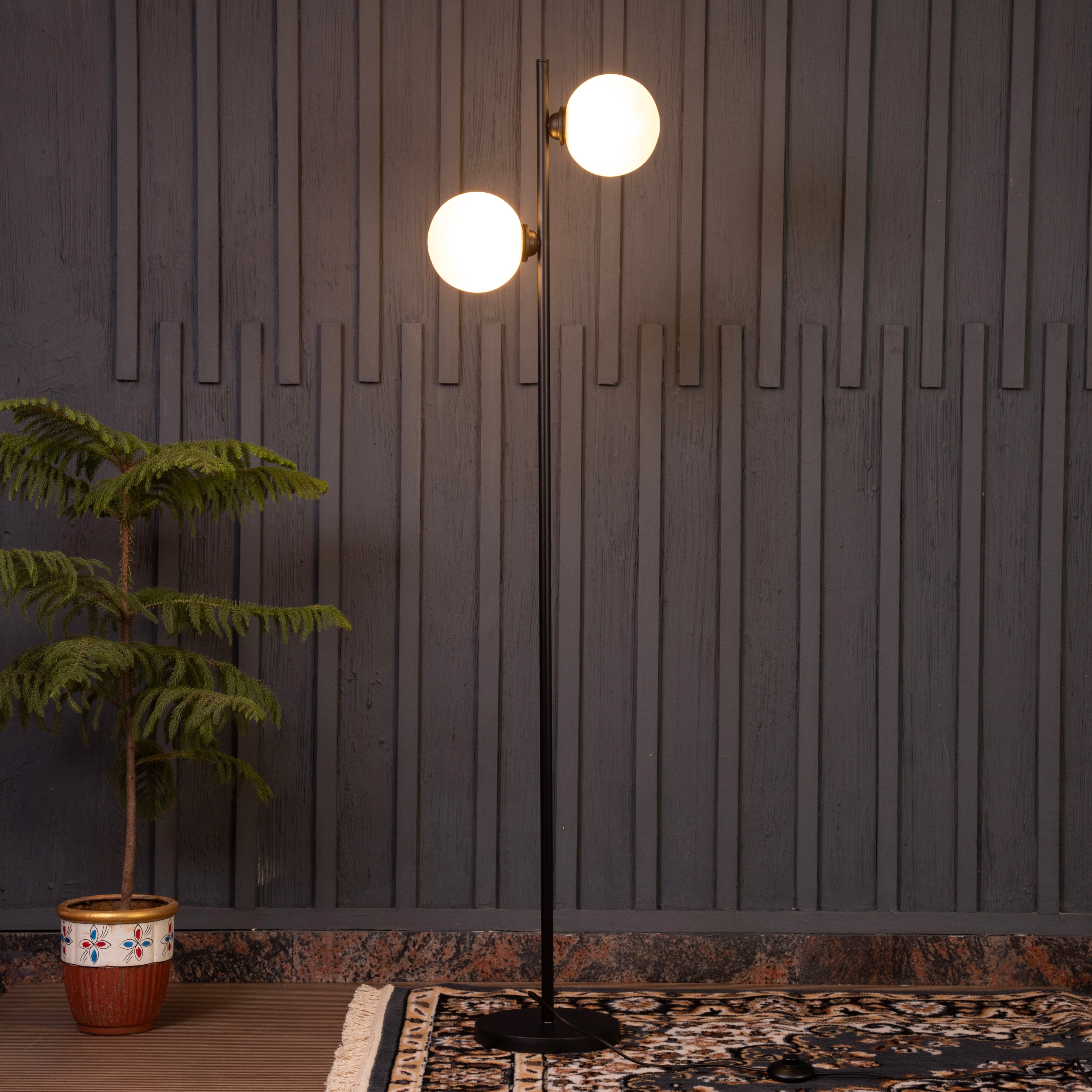Simple Vineart Glass & Metal Floor Lamp by Shoppeefry