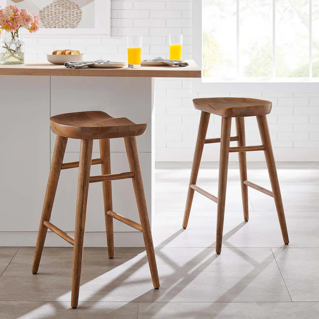 Wooden Bar Stool for cafe seating
